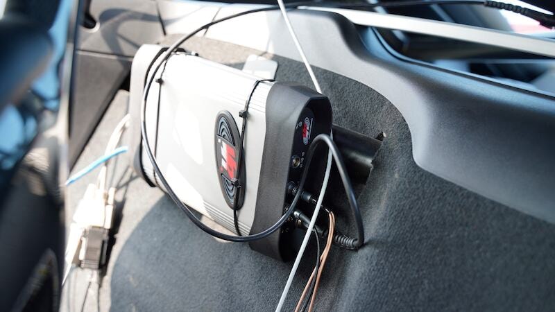 ObserVR1000 mounted in vehicle